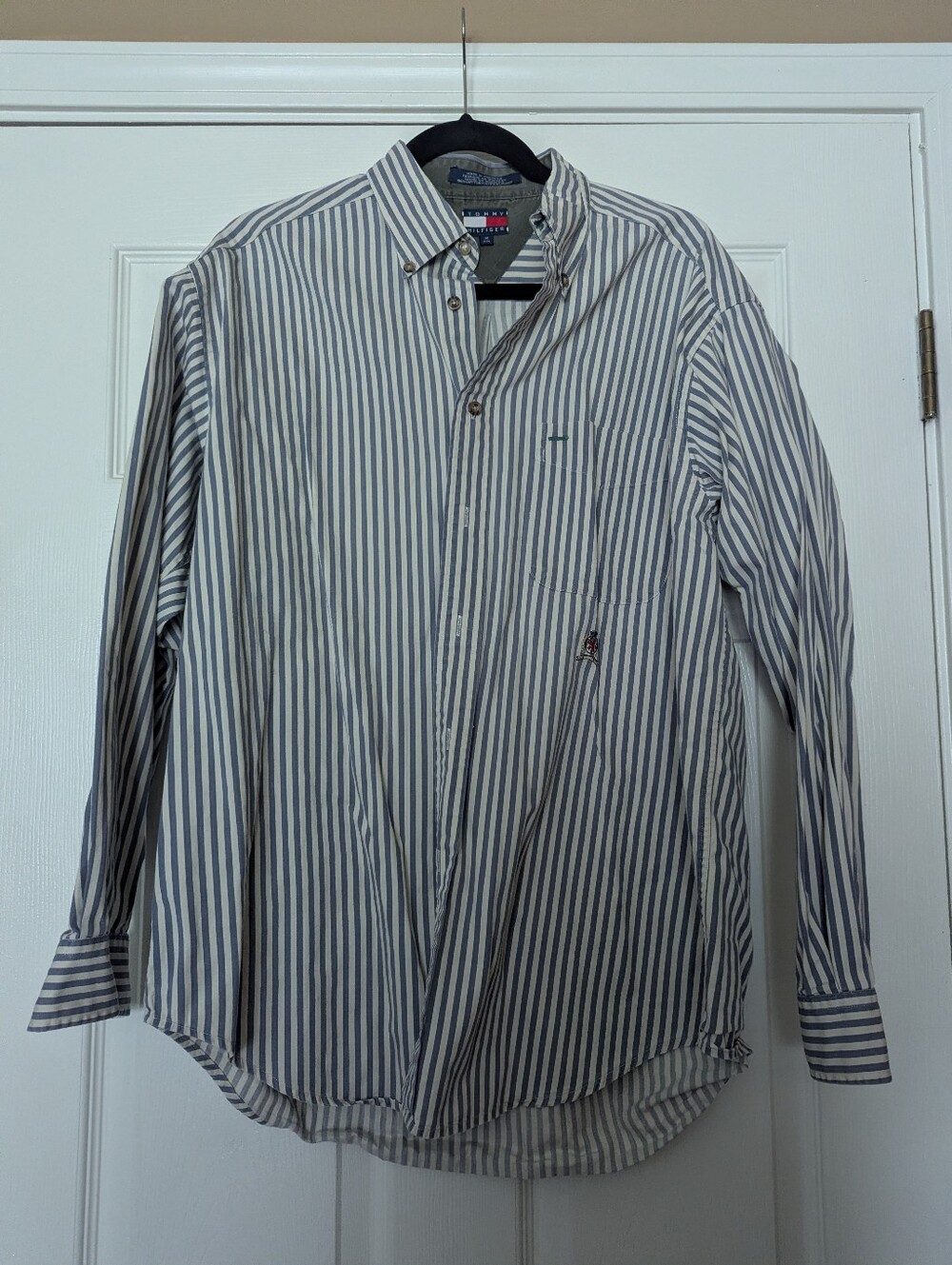 Tommy Hilfiger White and Blue Vertical Stripe Button-Down Shirt